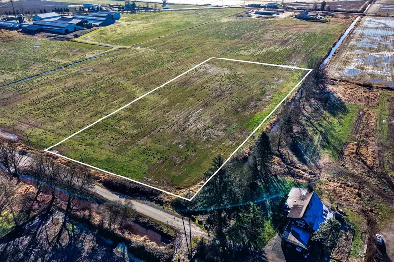 18022 83 AVENUE - photo 2 of 6