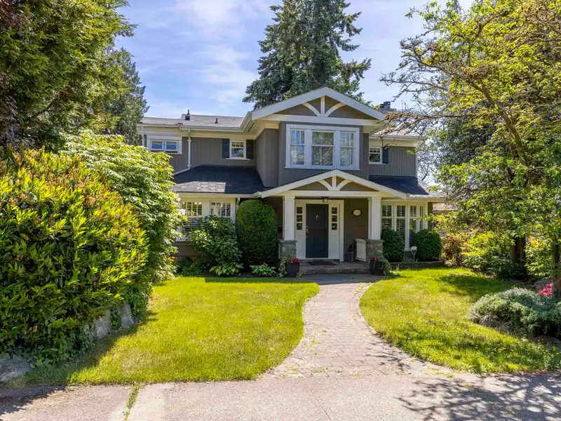 3862 W 38TH AVENUE - photo 1 of 40