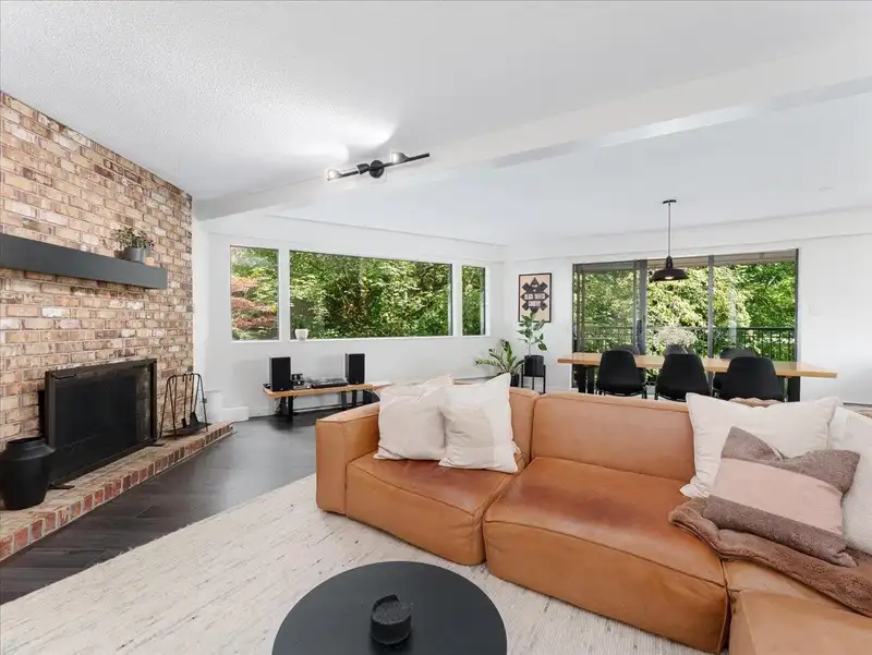 304 1385 DRAYCOTT ROAD - photo 2 of 36