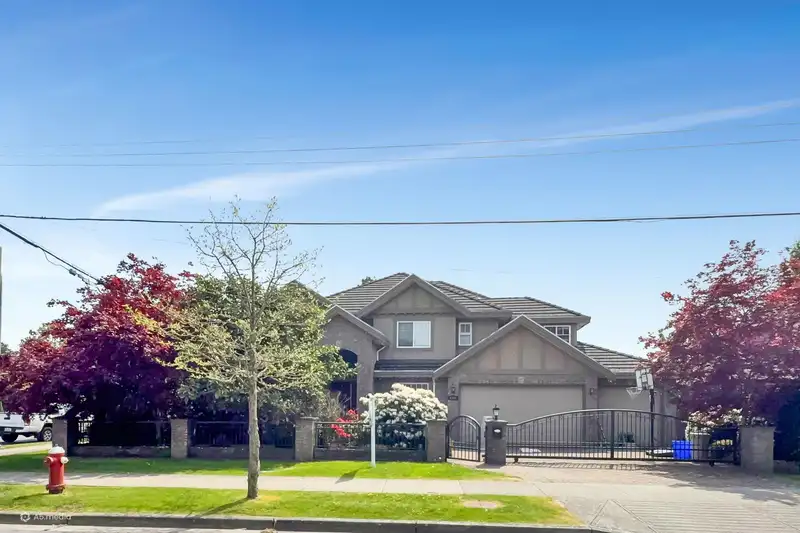 6328 DANUBE ROAD - photo 2 of 37
