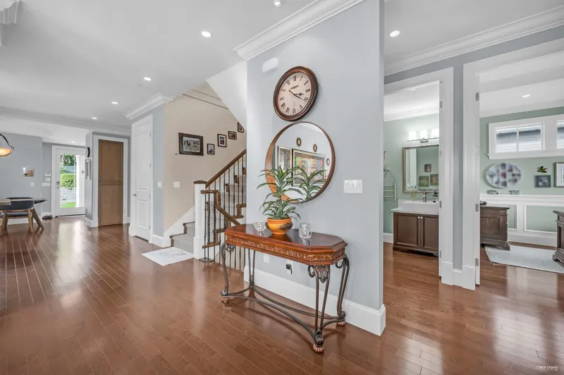 1287 GORDON AVENUE - photo 4 of 25