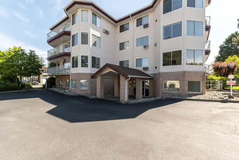 304 2450 CHURCH STREET - photo 2 of 40