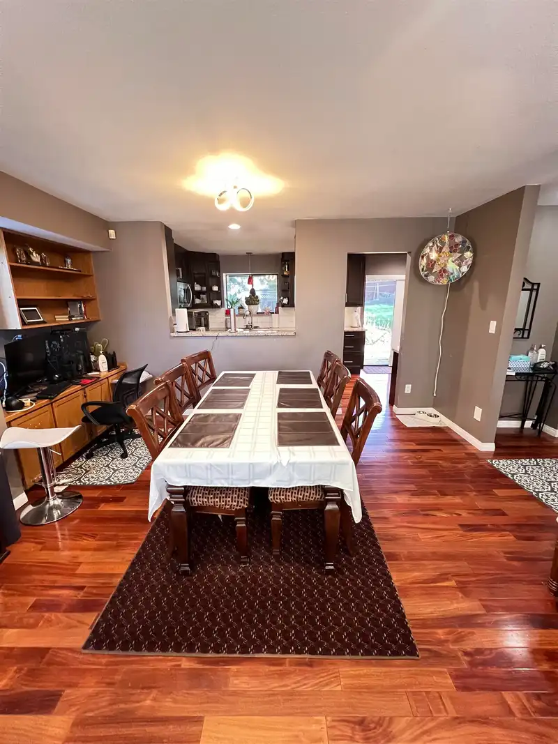 14352 78A AVENUE - photo 4 of 23