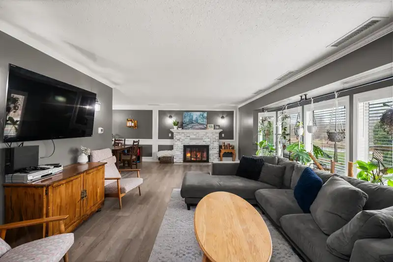 4532 272 STREET - photo 4 of 40