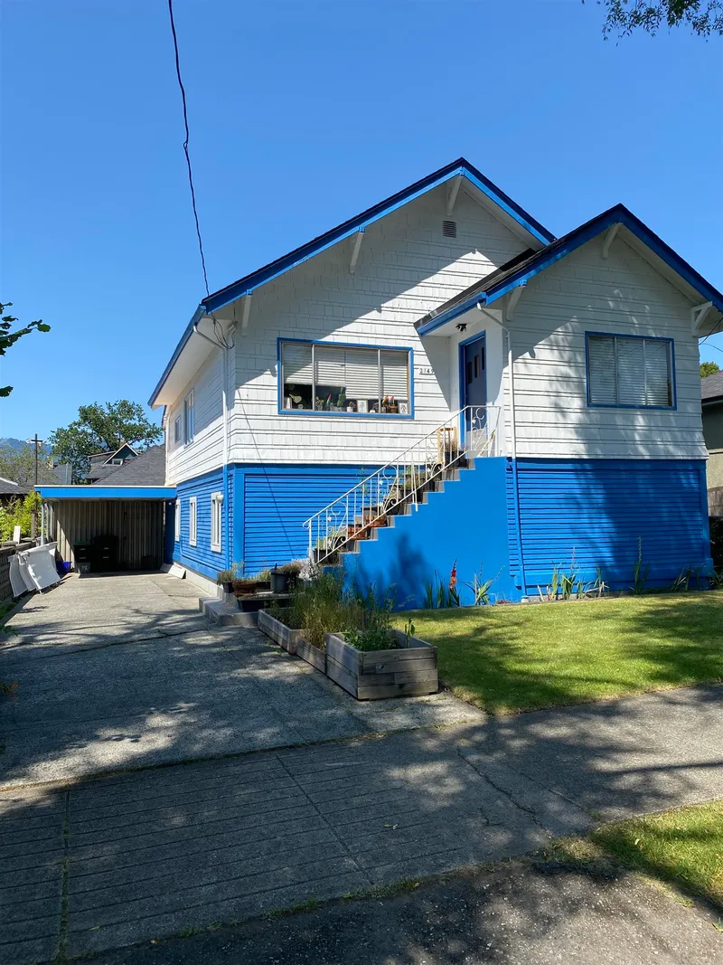 2149 TURNER STREET - photo 1 of 25