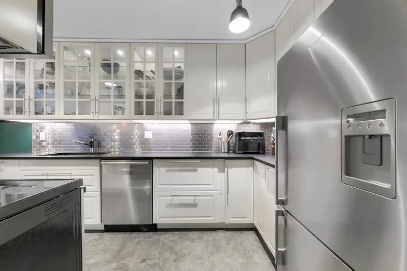 326 9101 HORNE STREET - photo 1 of 20