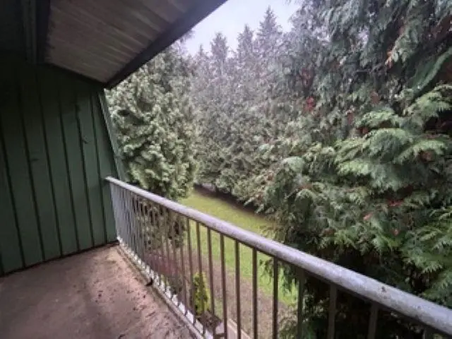 313 3901 CARRIGAN COURT - photo 1 of 12