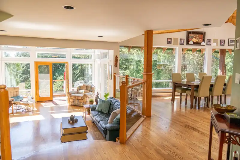 486 BLUFF WAY - photo 4 of 39
