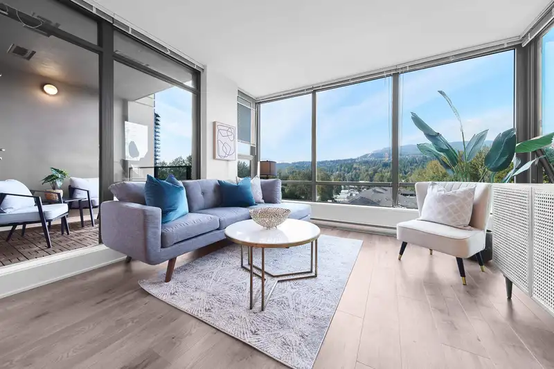804 301 CAPILANO ROAD - photo 1 of 20