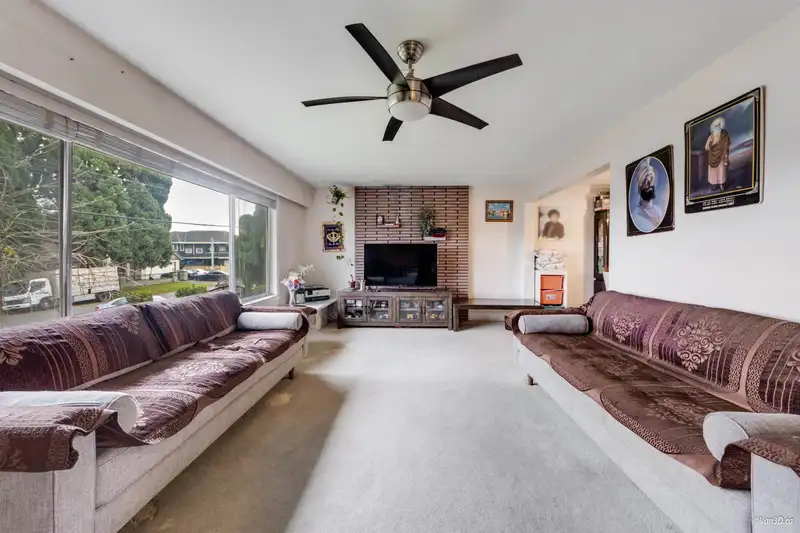4311 WOODHEAD ROAD - photo 3 of 27