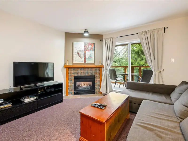 112 4388 NORTHLANDS BOULEVARD - photo 1 of 22