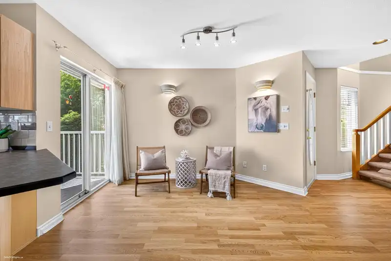 132 6875 121 STREET - photo 4 of 40