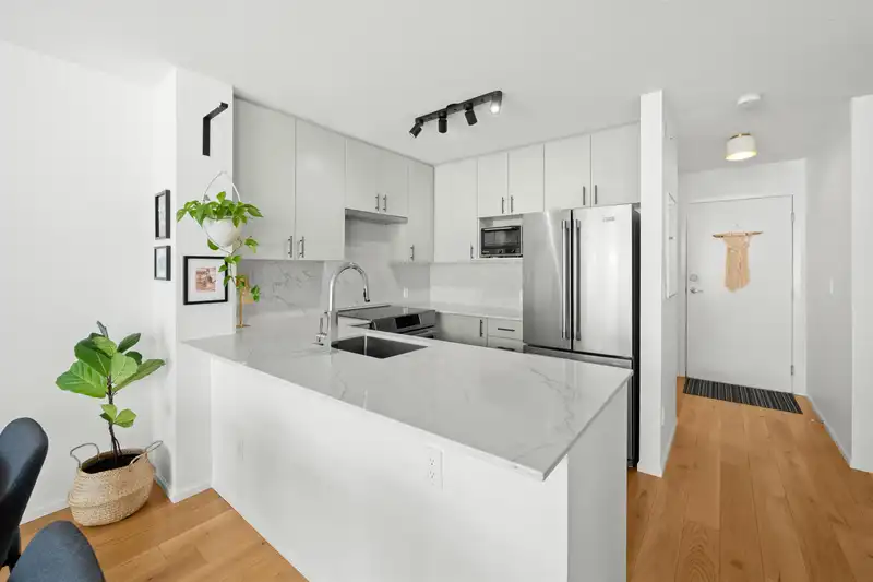 508 124 W 3RD STREET - photo 1 of 24