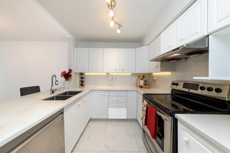 40 7520 18TH STREET - photo 4 of 25