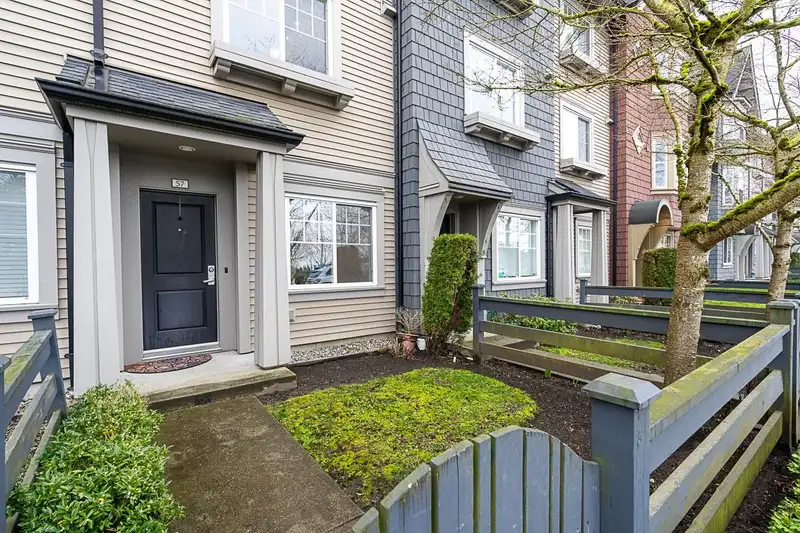 57 6450 187 STREET - photo 1 of 30