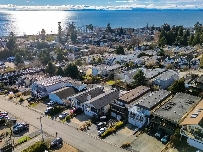 965 KEIL STREET - photo 3 of 25