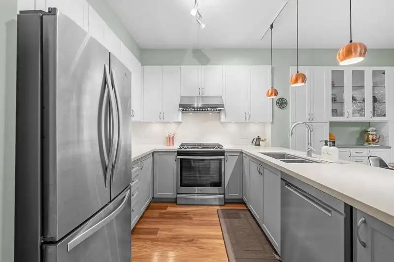 77 100 KLAHANIE DRIVE - photo 3 of 40