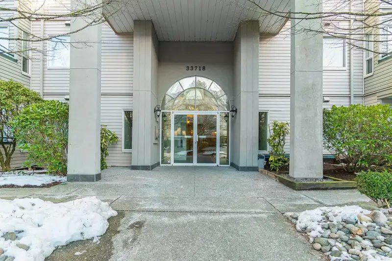 306 33718 KING ROAD - photo 2 of 33