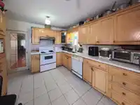 6174 TYNE STREET - thumbnail 5