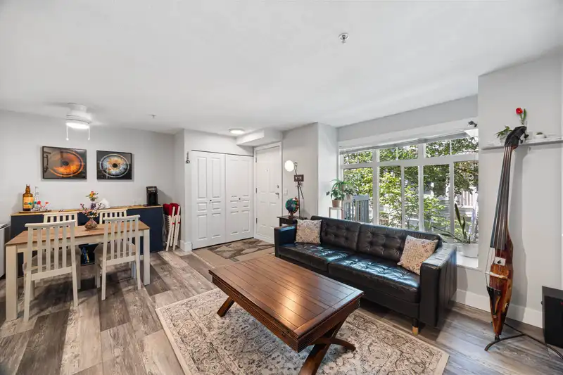 10 7428 SOUTHWYNDE AVENUE - photo 1 of 35