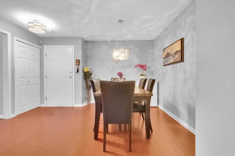 314 7151 121 STREET - photo 3 of 23