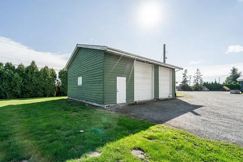 5151 96 STREET - photo 3 of 24
