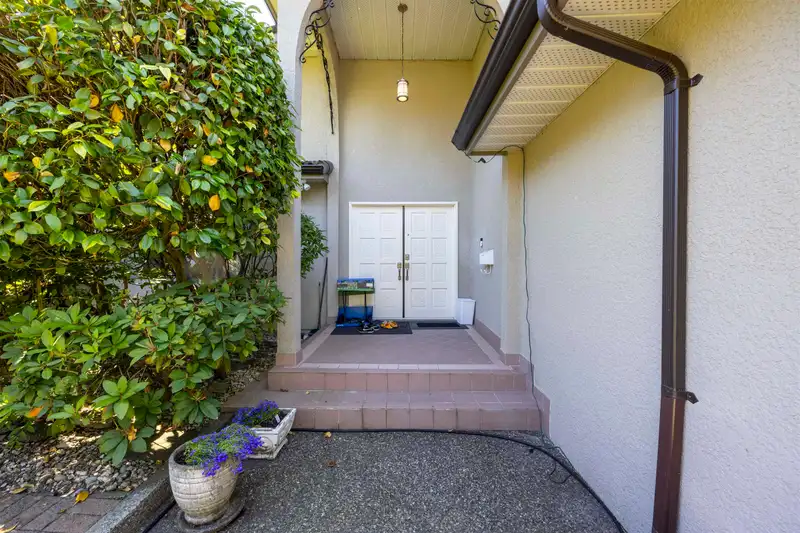 7220 UNION STREET - photo 3 of 38
