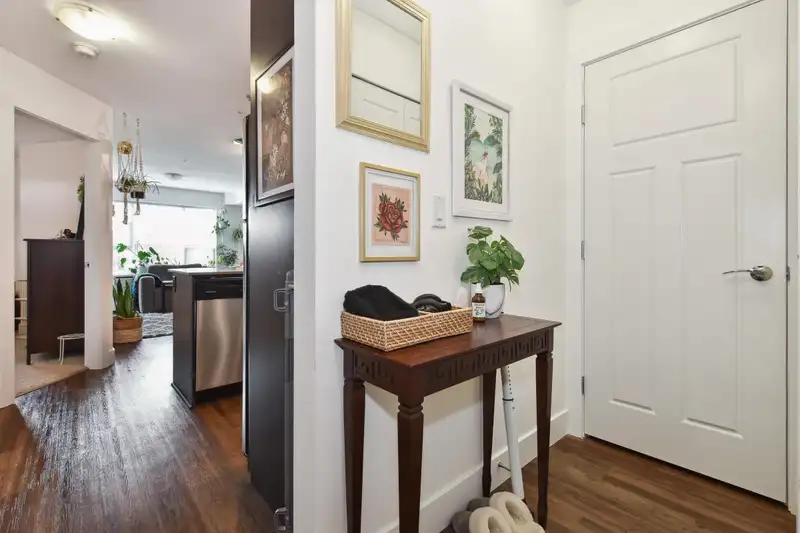 111 2565 CAMPBELL AVENUE - photo 3 of 25