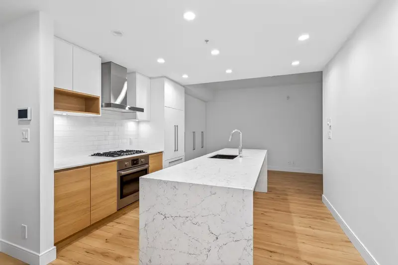 126 55 KLAHANIE DRIVE - photo 4 of 25