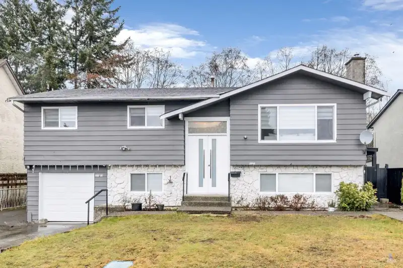 11573 73A AVENUE - photo 1 of 1