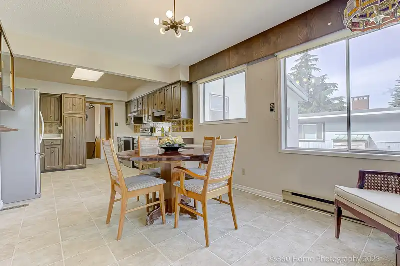 11515 97A AVENUE - photo 1 of 14