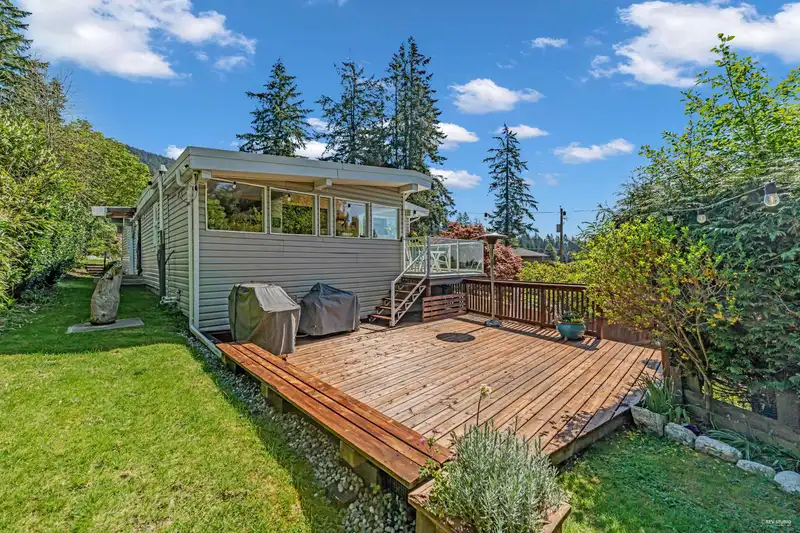 4323 VALENCIA AVENUE - photo 3 of 30