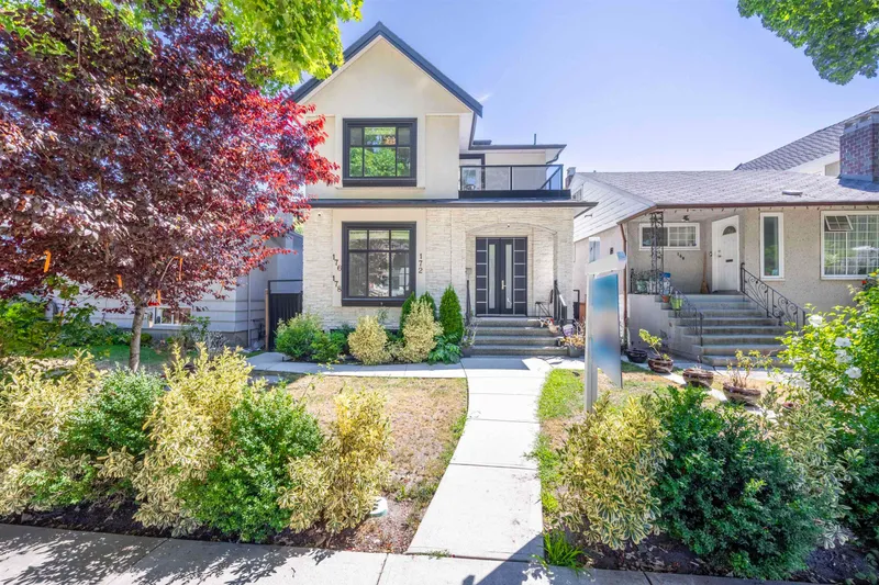 172 ONTARIO PLACE - photo 1 of 15