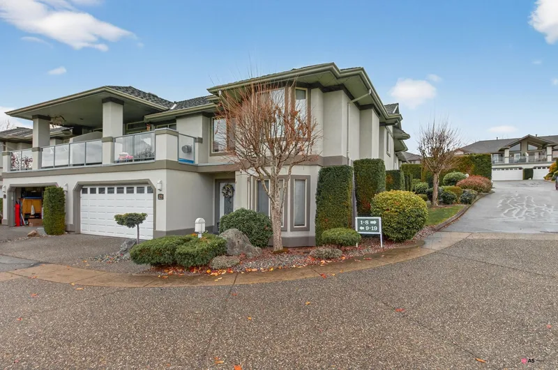 19 3555 BLUE JAY STREET - photo 3 of 25