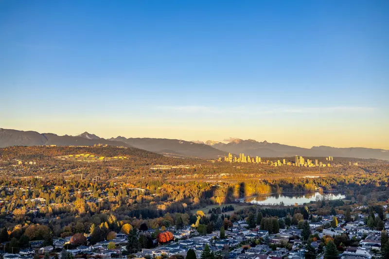 2909 4508 HAZEL STREET - photo 2 of 25