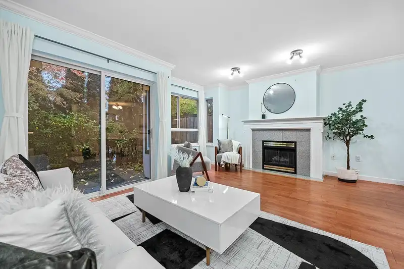 3 4238 BOND STREET - photo 3 of 34