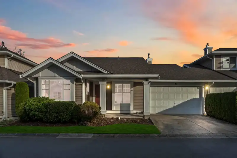 47 6885 184 STREET - photo 1 of 33