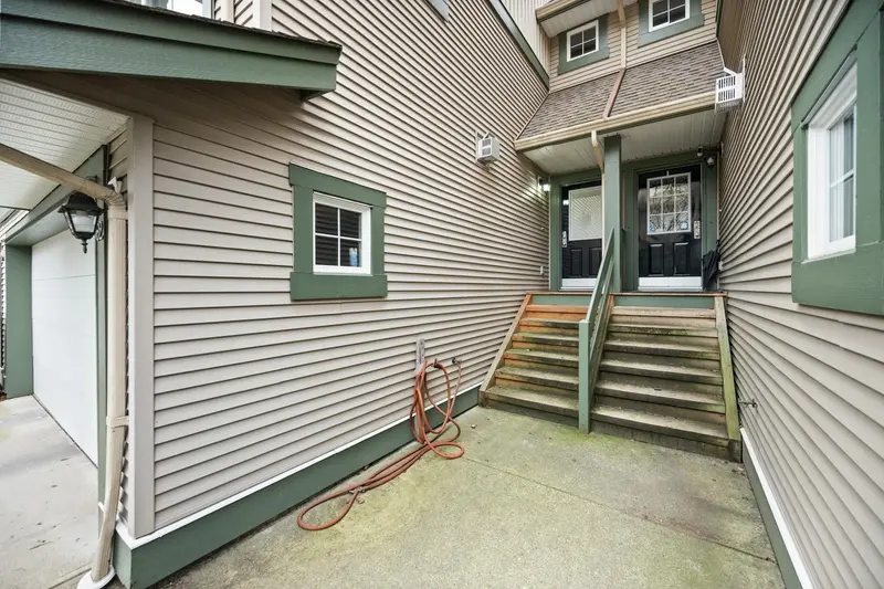 62 6050 166 STREET - photo 4 of 25