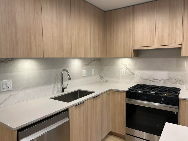 B321 20049 82 AVENUE - photo 2 of 10