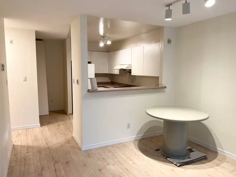 106 8600 JONES ROAD - photo 4 of 11