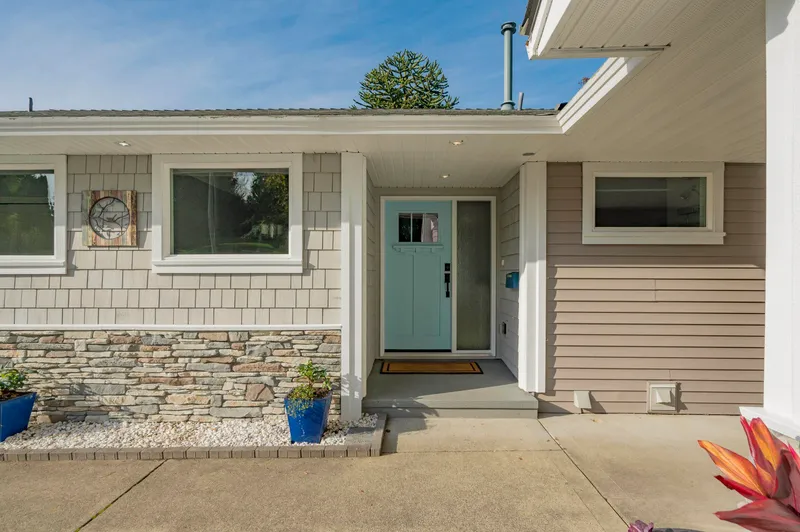 21793 48A AVENUE - photo 1 of 25