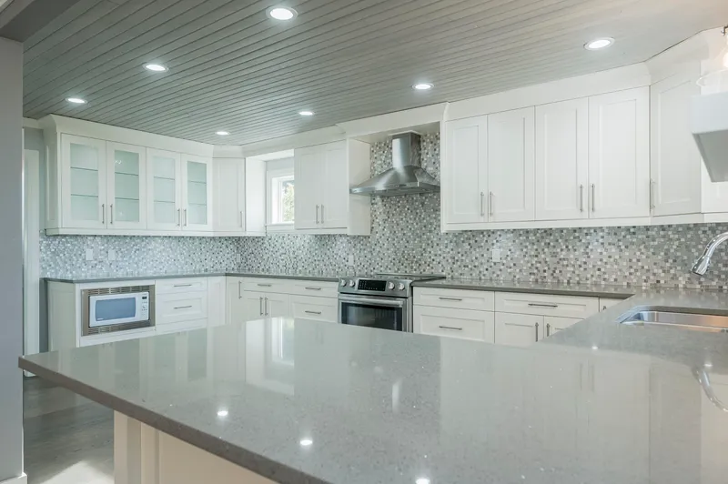 21793 48A AVENUE - photo 3 of 25