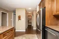303 33464 GEORGE FERGUSON WAY - thumbnail 14