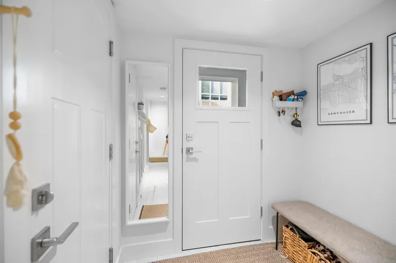 40 9688 162A STREET - photo 3 of 25