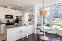 402 480 ROBSON STREET - thumbnail 4