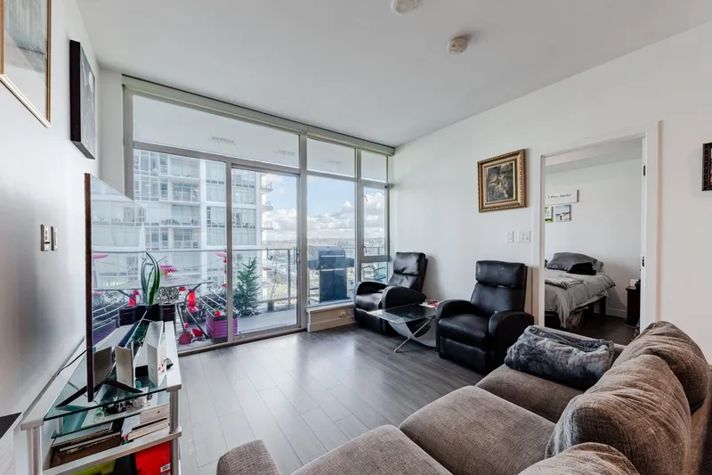 1805 2311 BETA AVENUE - photo 3 of 20