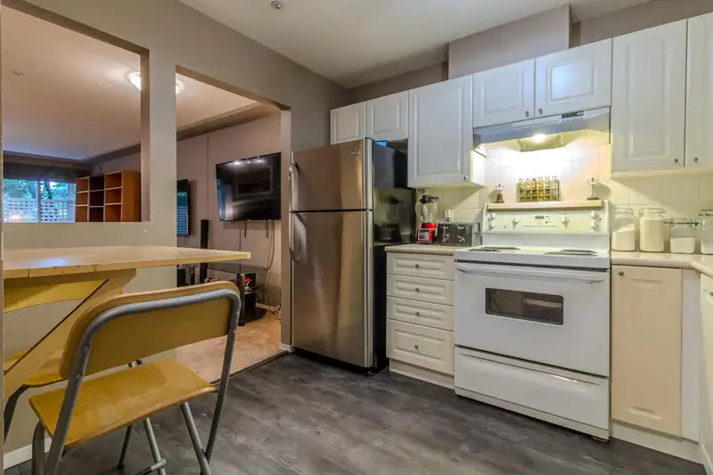 101 20443 53 AVENUE - photo 2 of 24