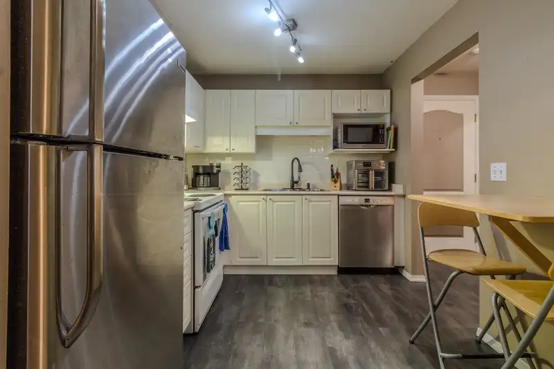 101 20443 53 AVENUE - photo 4 of 24