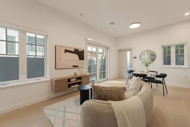 2544 GRANT STREET - photo 3 of 23