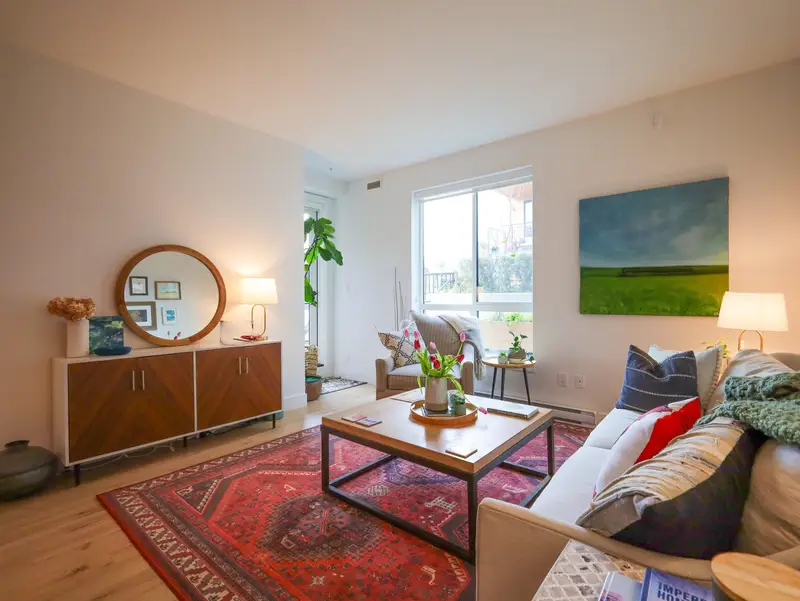 224 3131 MURRAY STREET - photo 4 of 25